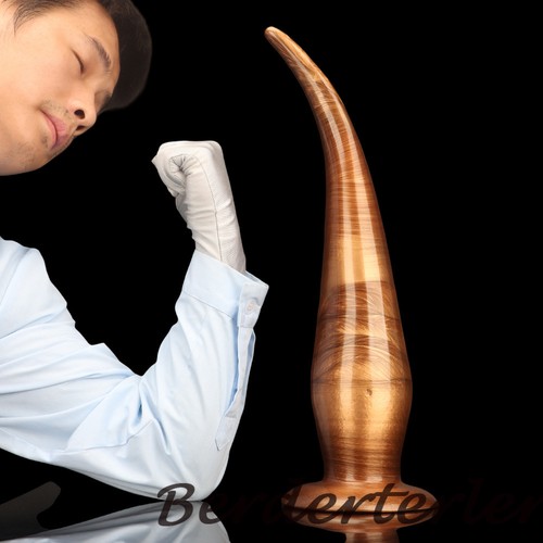 Big tail anal - tail, smooth